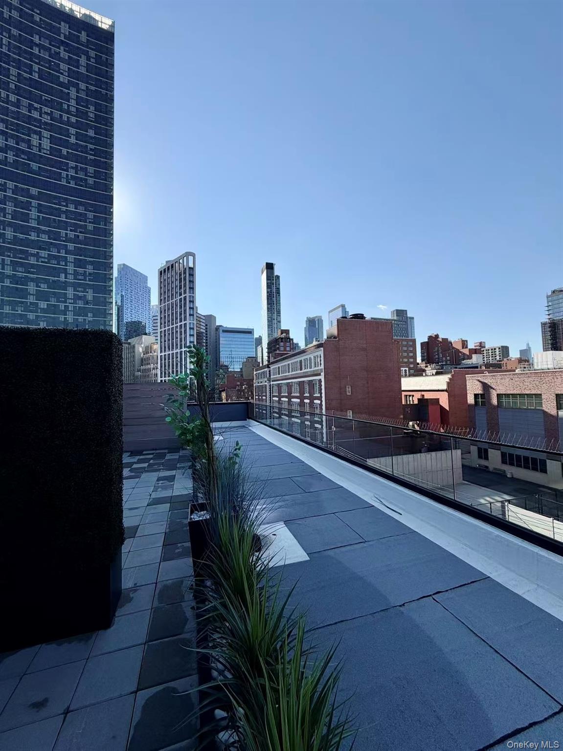 #13 photo, 40-09 29th Street, Long Island City , NY 11101