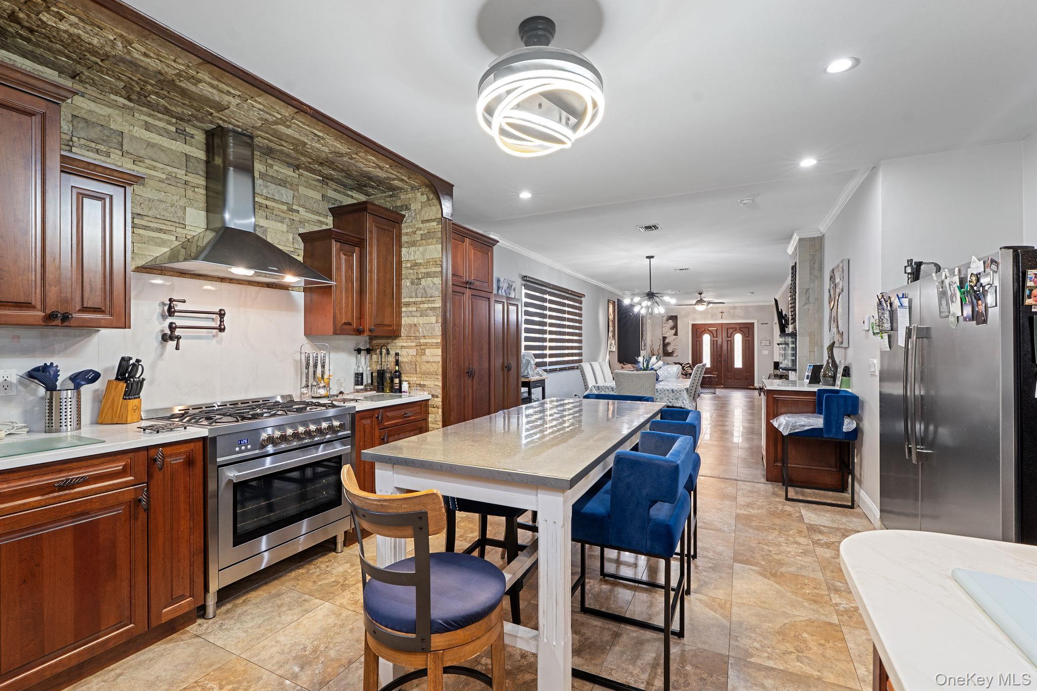 #10 photo, 386 Page Avenue, Staten Island , NY 10307