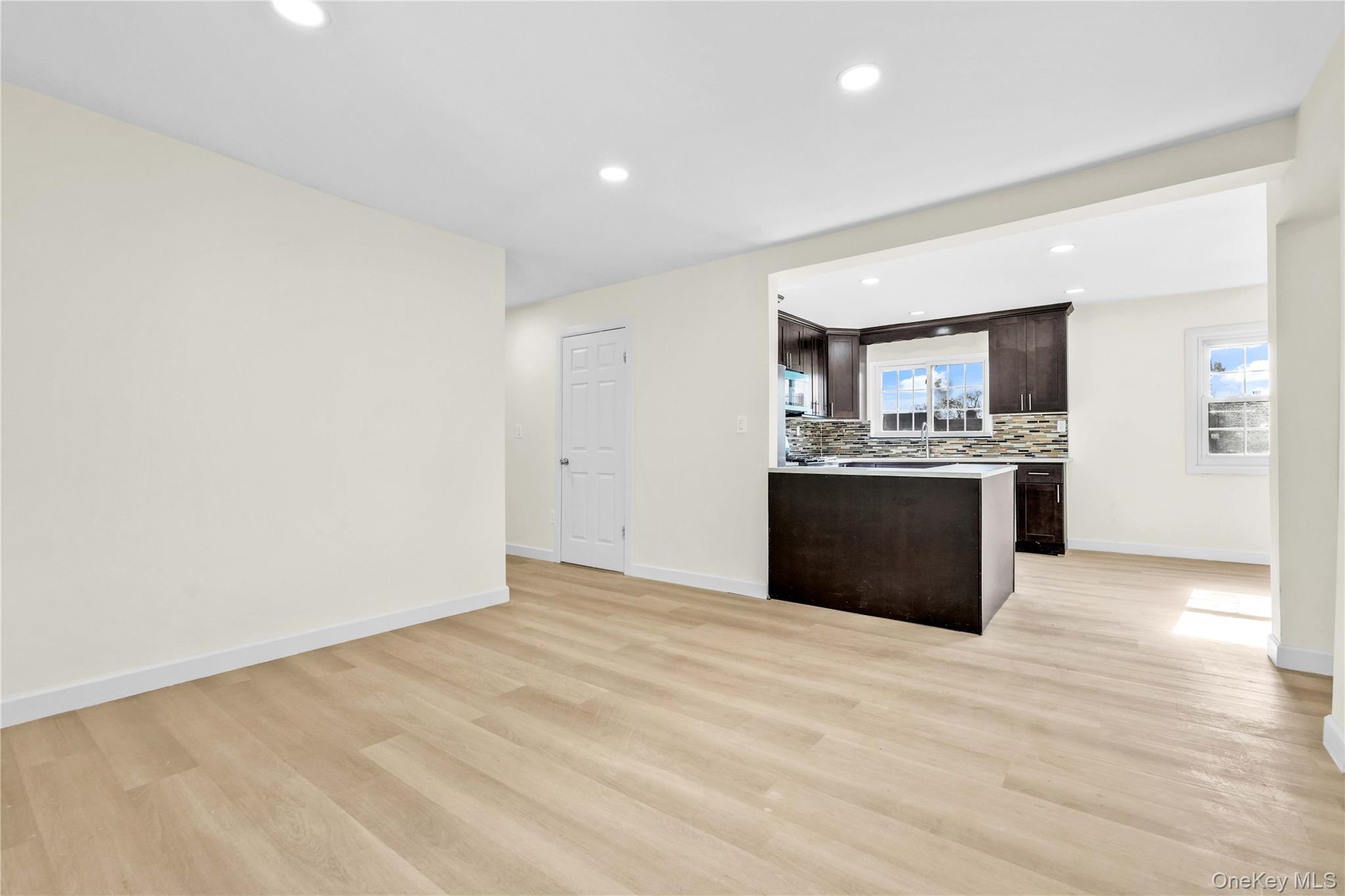 #6 photo, 27 Dell Avenue, Mount Vernon , NY 10553