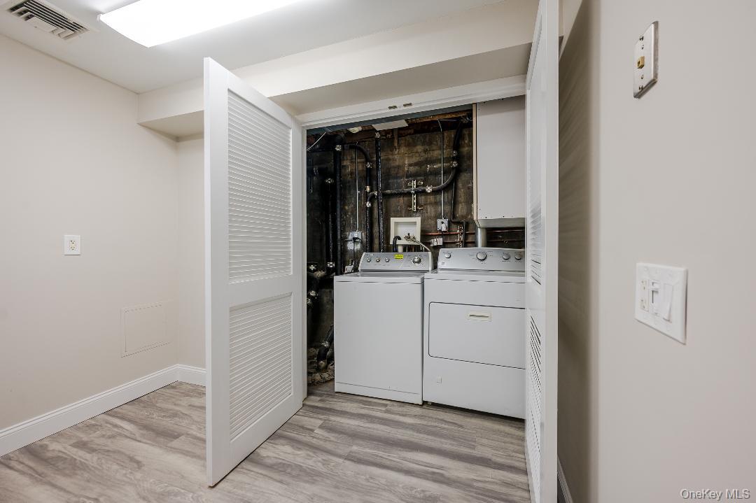 #4 photo, 4 Weber Avenue, Malverne , NY 11565