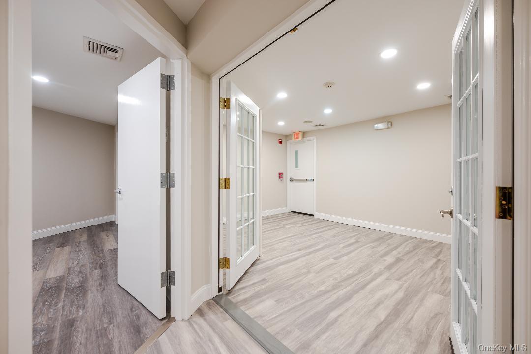 #8 photo, 4 Weber Avenue, Malverne , NY 11565