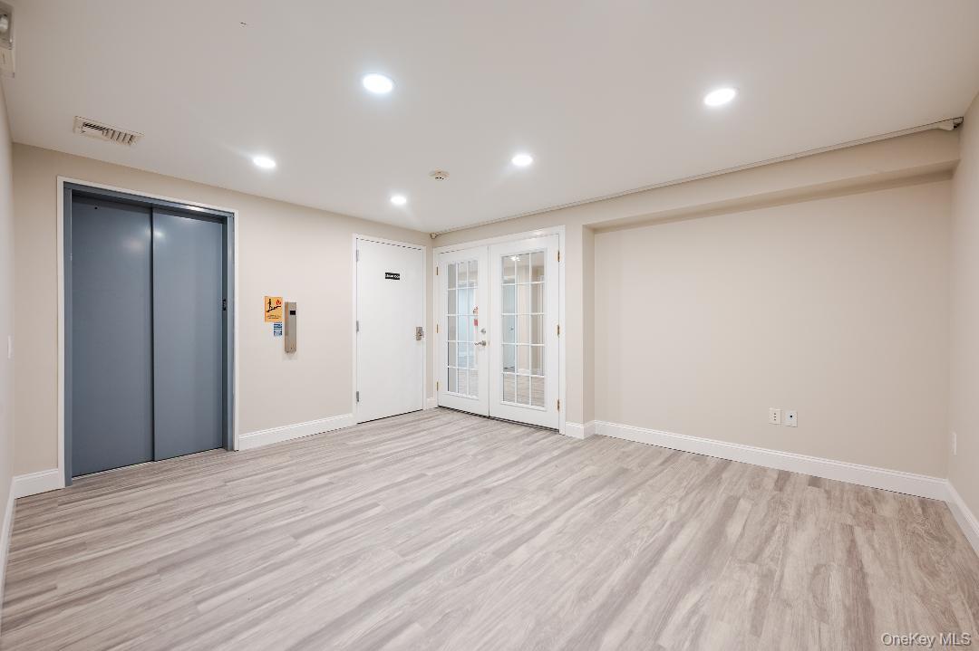 #9 photo, 4 Weber Avenue, Malverne , NY 11565