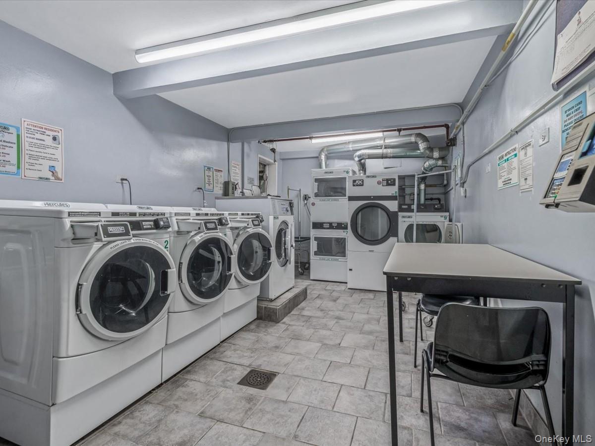 #17 photo, 241-20 Northern Boulevard, Little Neck , NY 11362