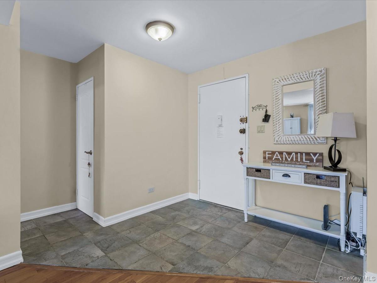 #2 photo, 241-20 Northern Boulevard, Little Neck , NY 11362