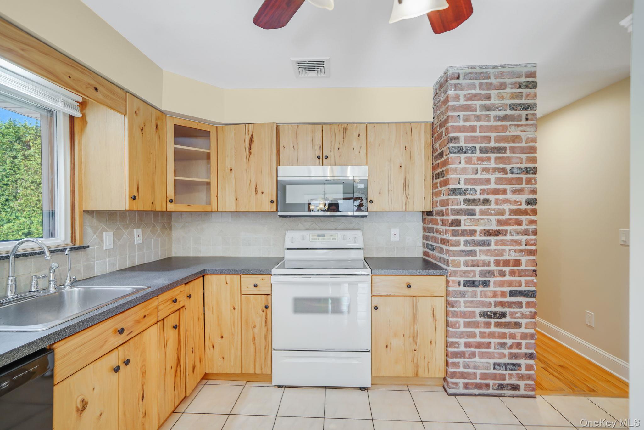 #11 photo, 200 Southern Boulevard, Nesconset , NY 11767