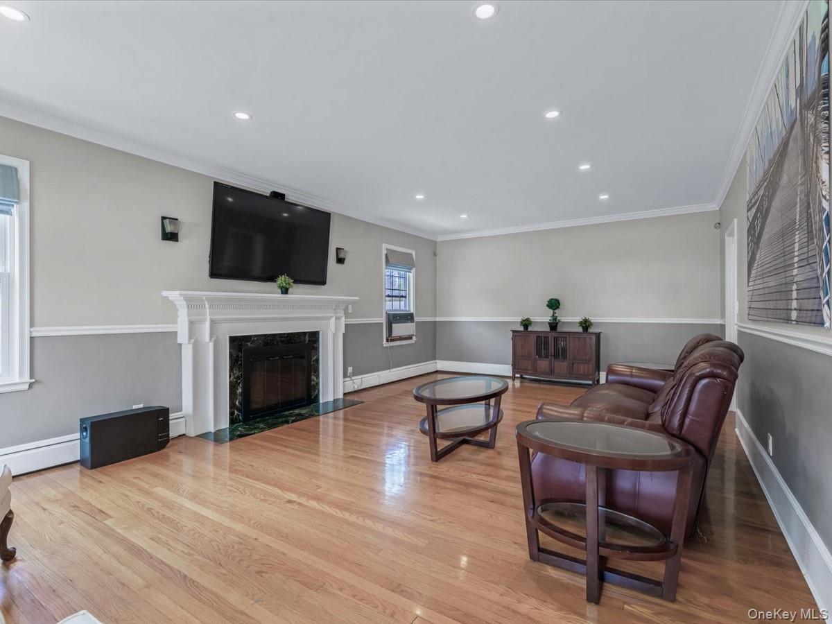 #6 photo, 143 Oak Street, Amityville , NY 11701