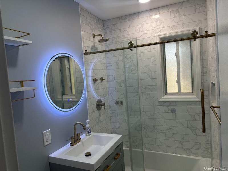 #17 photo, 141 Edmunton Drive, North Babylon , NY 11703