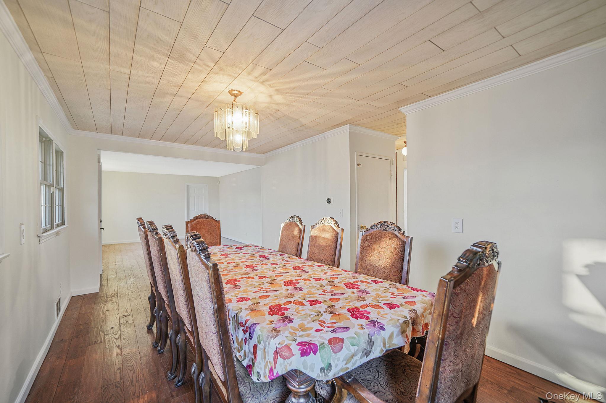 #16 photo, 273 Delaware Avenue, Bay Shore , NY 11706