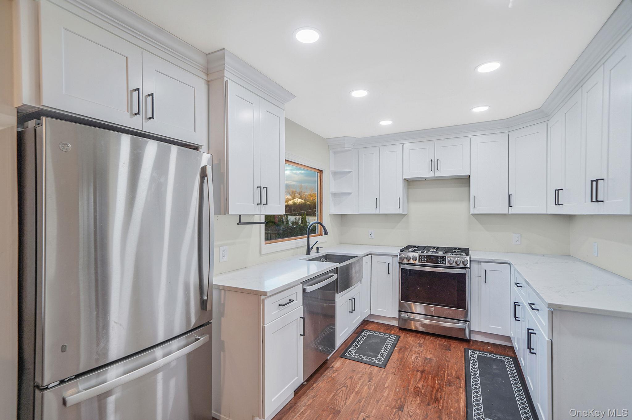 #18 photo, 273 Delaware Avenue, Bay Shore , NY 11706