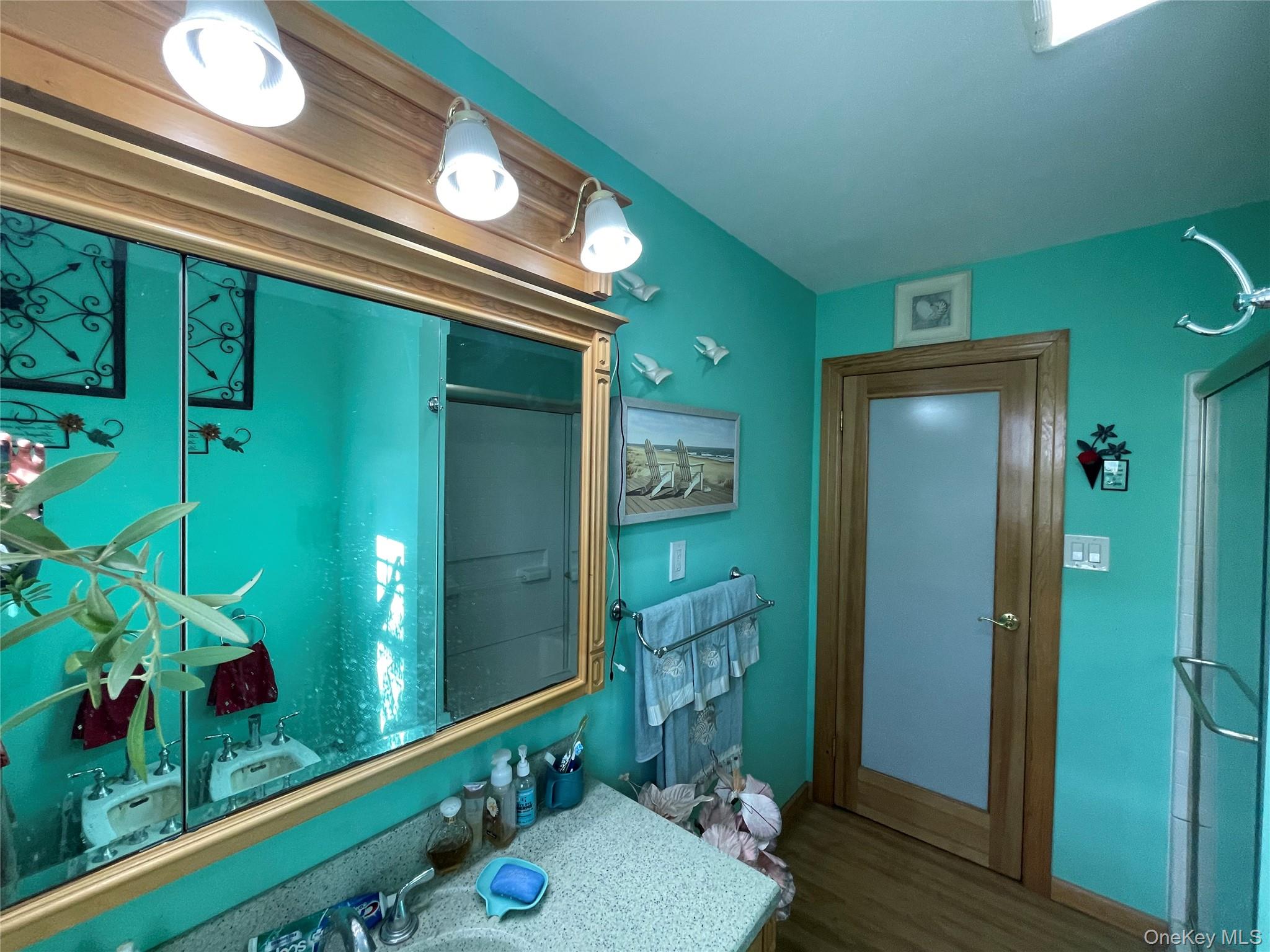 #15 photo, 104 Ostend Road, Island Park , NY 11558