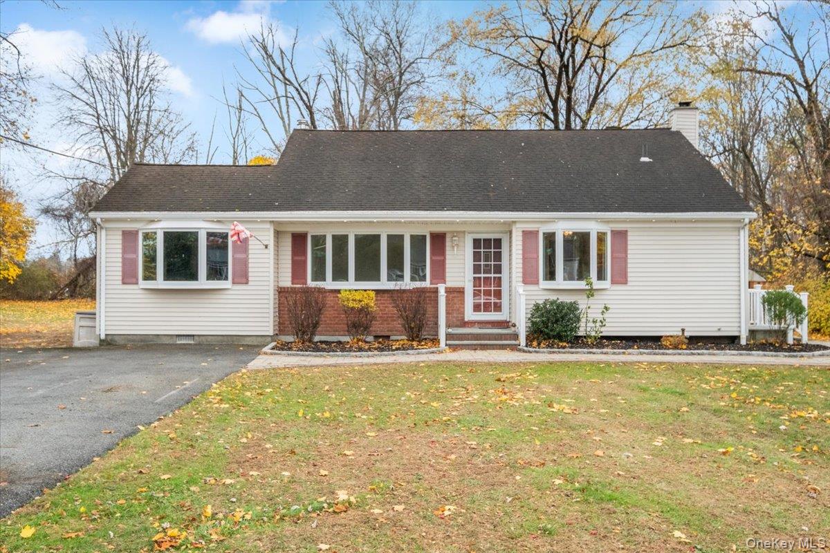 #2 photo, 889 Fox Meadow Road, Yorktown Heights , NY 10598