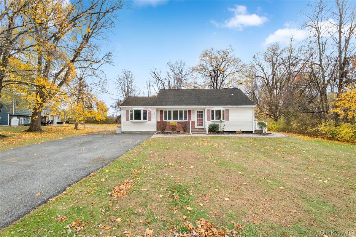 #4 photo, 889 Fox Meadow Road, Yorktown Heights , NY 10598