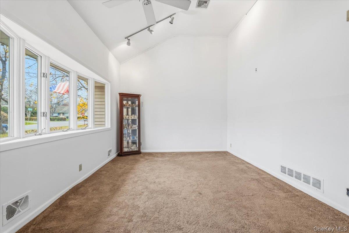 #7 photo, 889 Fox Meadow Road, Yorktown Heights , NY 10598