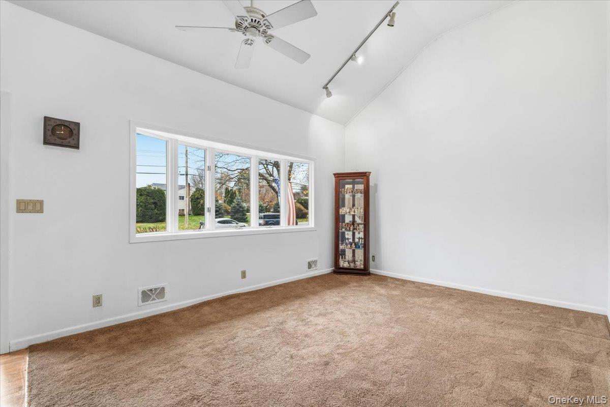 #8 photo, 889 Fox Meadow Road, Yorktown Heights , NY 10598