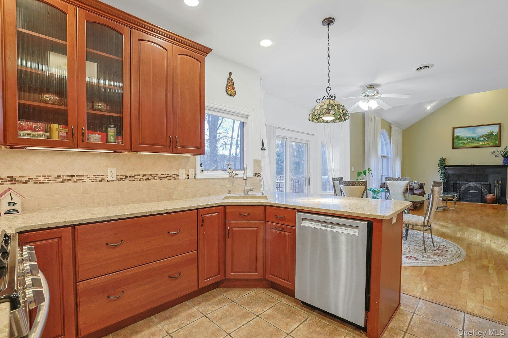 #18 photo, 2 Parkside Court, Pomona , NY 10970