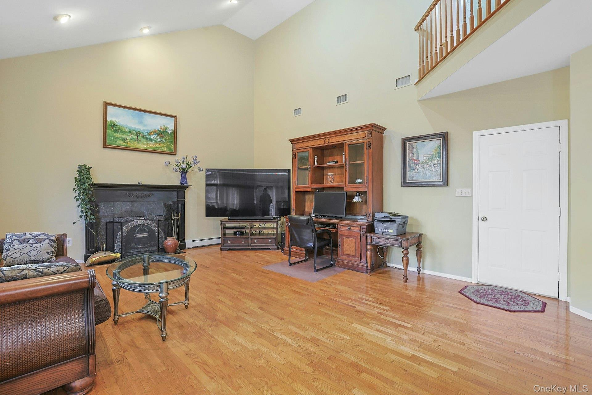 #20 photo, 2 Parkside Court, Pomona , NY 10970