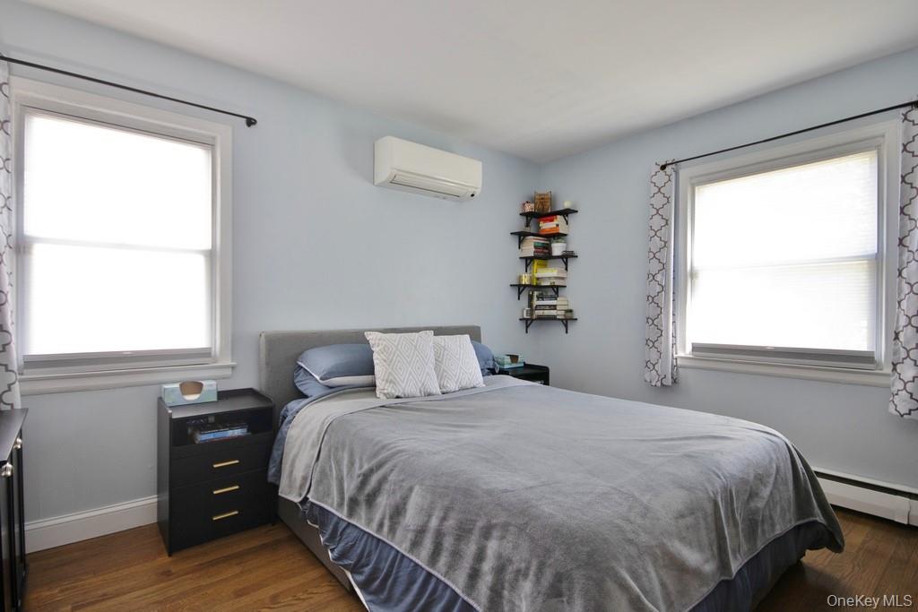 #11 photo, 325 County Center Road, White Plains , NY 10603