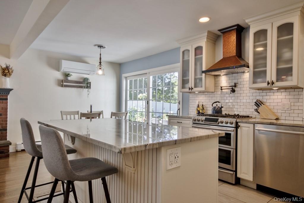 #3 photo, 325 County Center Road, White Plains , NY 10603