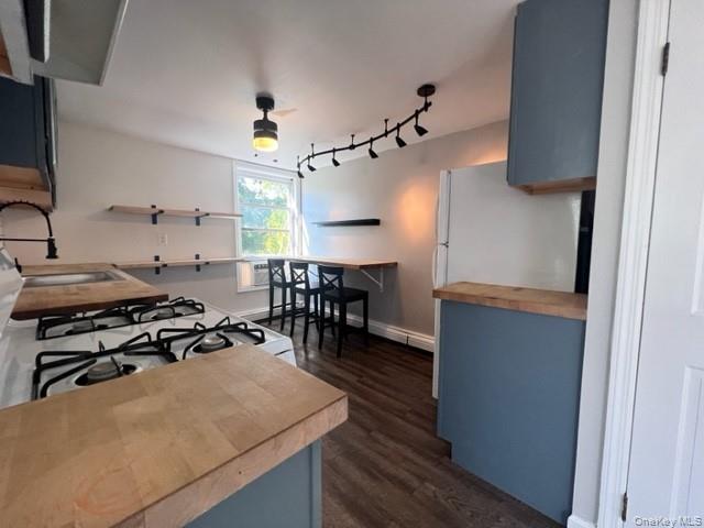 #4 photo, 9-13 Main Street, Warwick , NY 10990