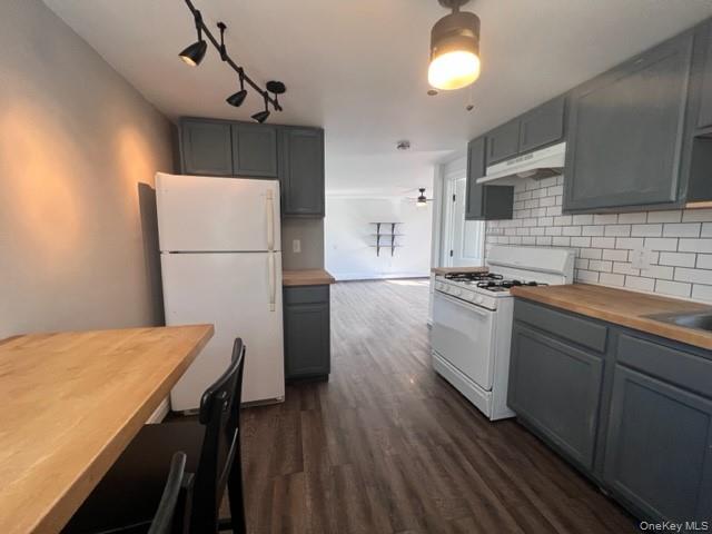 #7 photo, 9-13 Main Street, Warwick , NY 10990