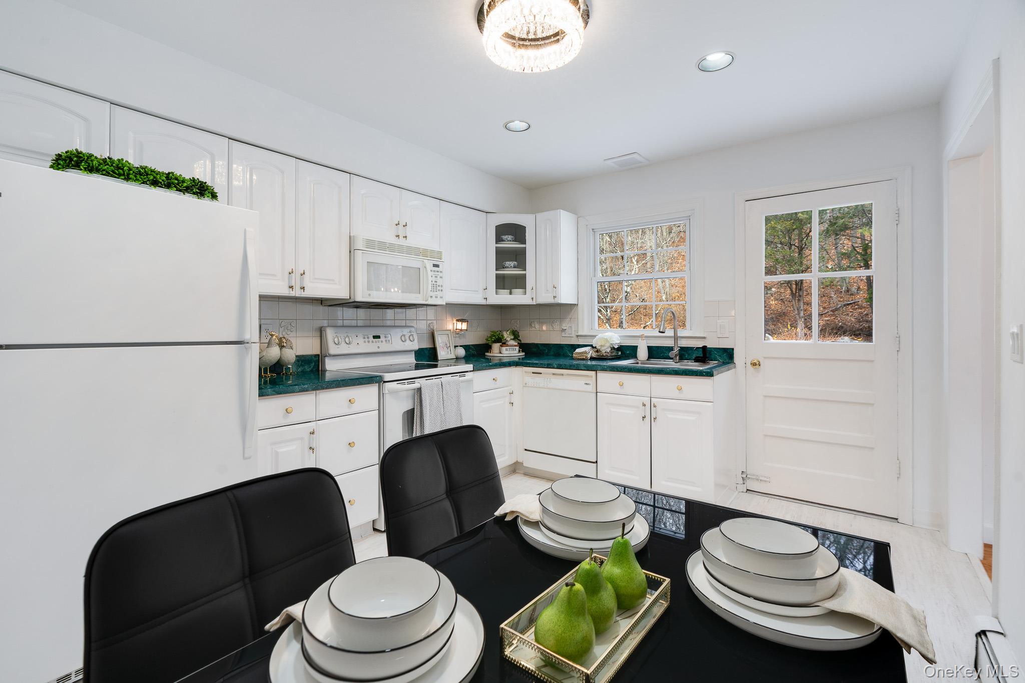 #12 photo, 26 Astor Drive, Mahopac , NY 10541