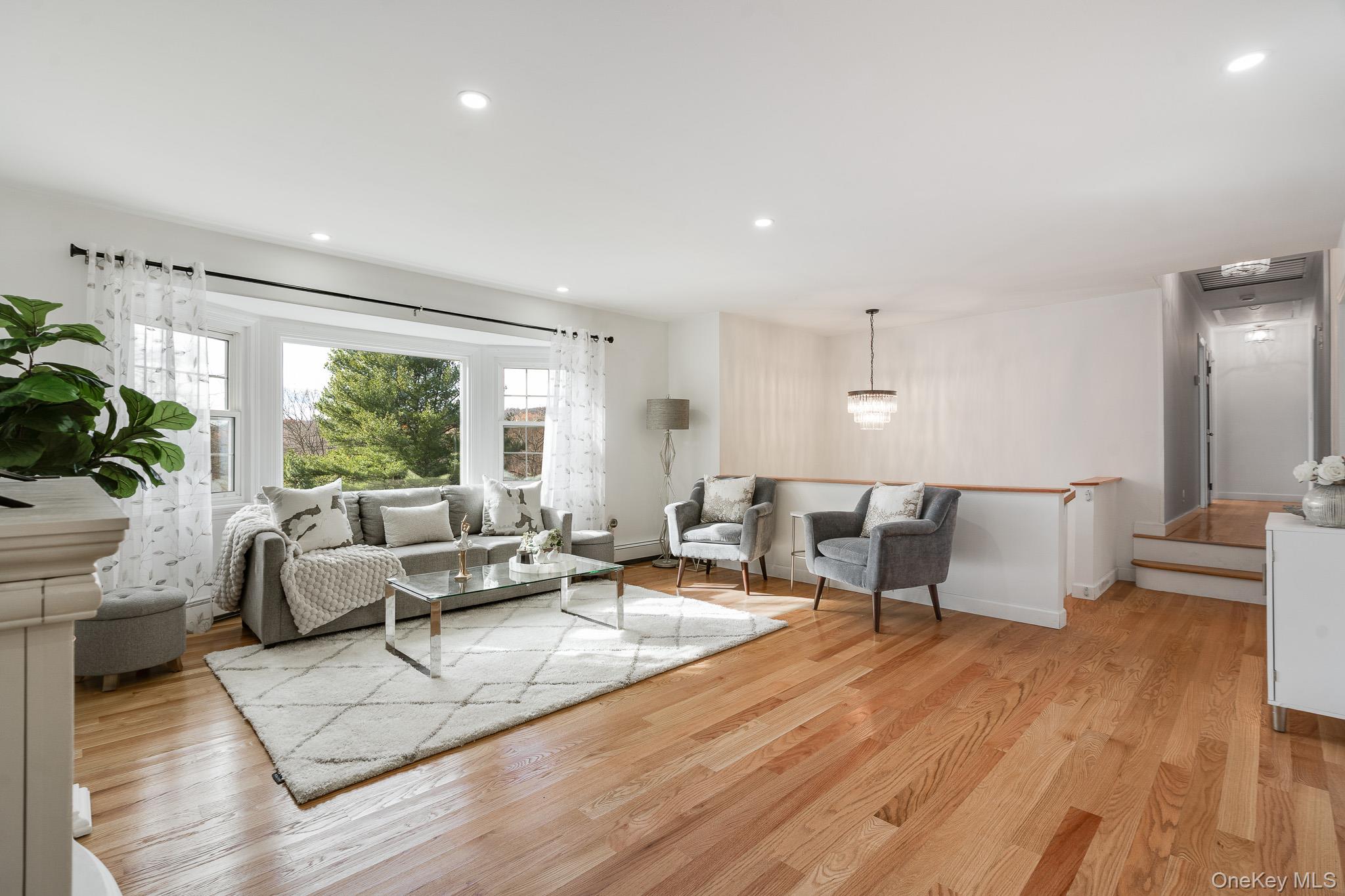 #5 photo, 26 Astor Drive, Mahopac , NY 10541