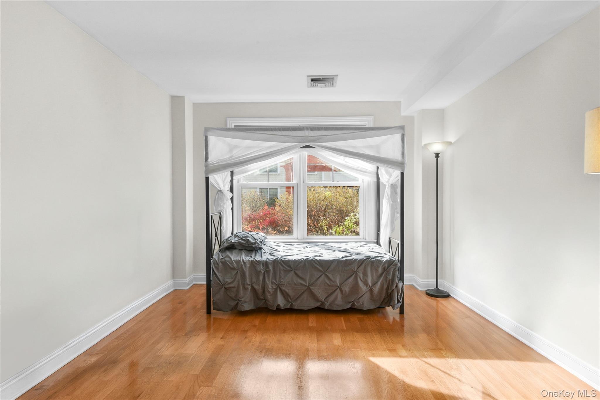 #13 photo, 225 Stanley Avenue, Mamaroneck , NY 10543