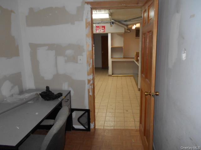 #11 photo, 961 Morris Park Avenue, Bronx , NY 10462