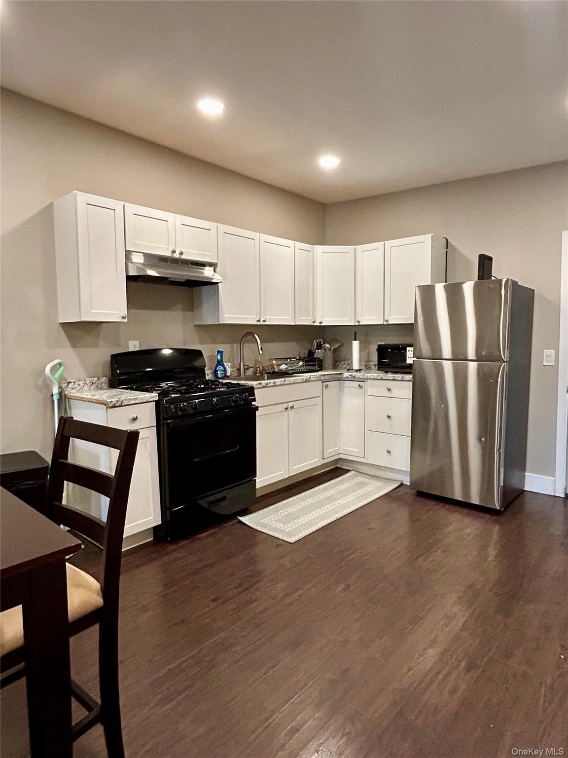 #2 photo, 9 First Street, Warwick , NY 10990