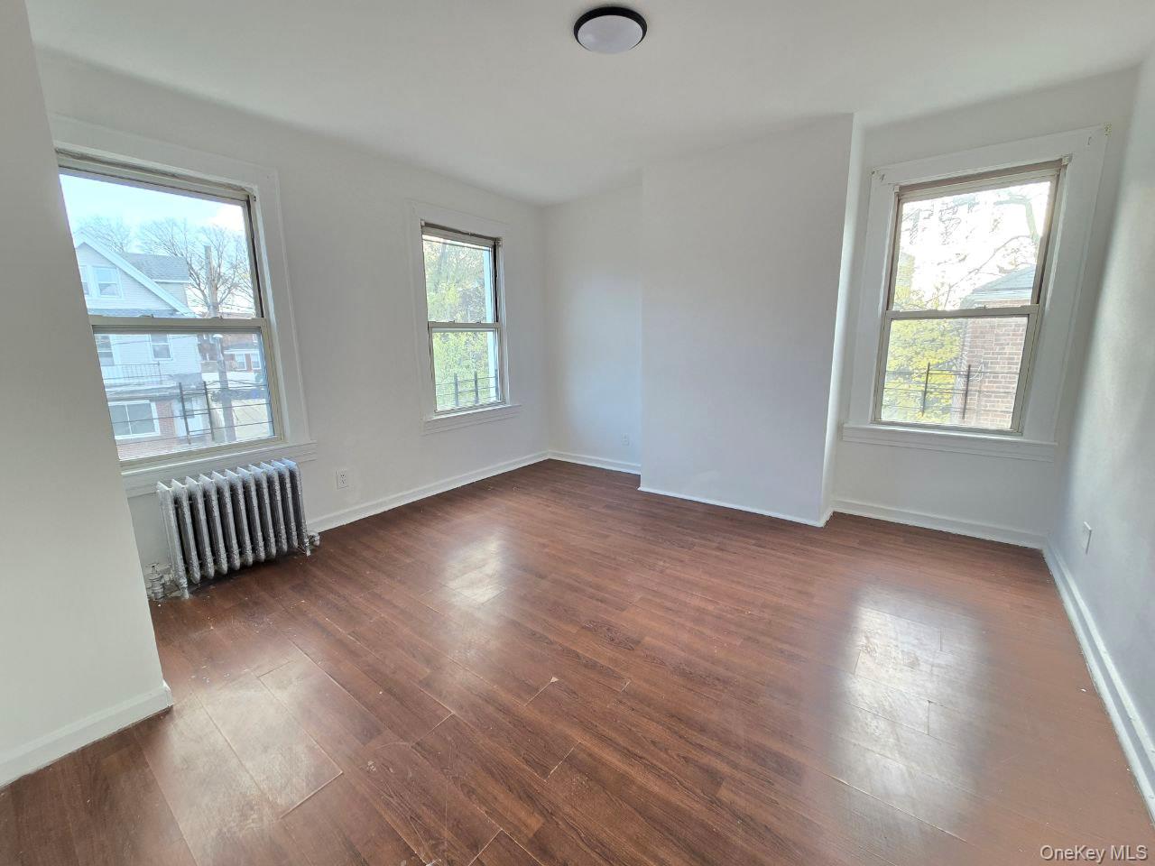 #6 photo, 3141 Kingsbridge Terrace, Bronx , NY 10463