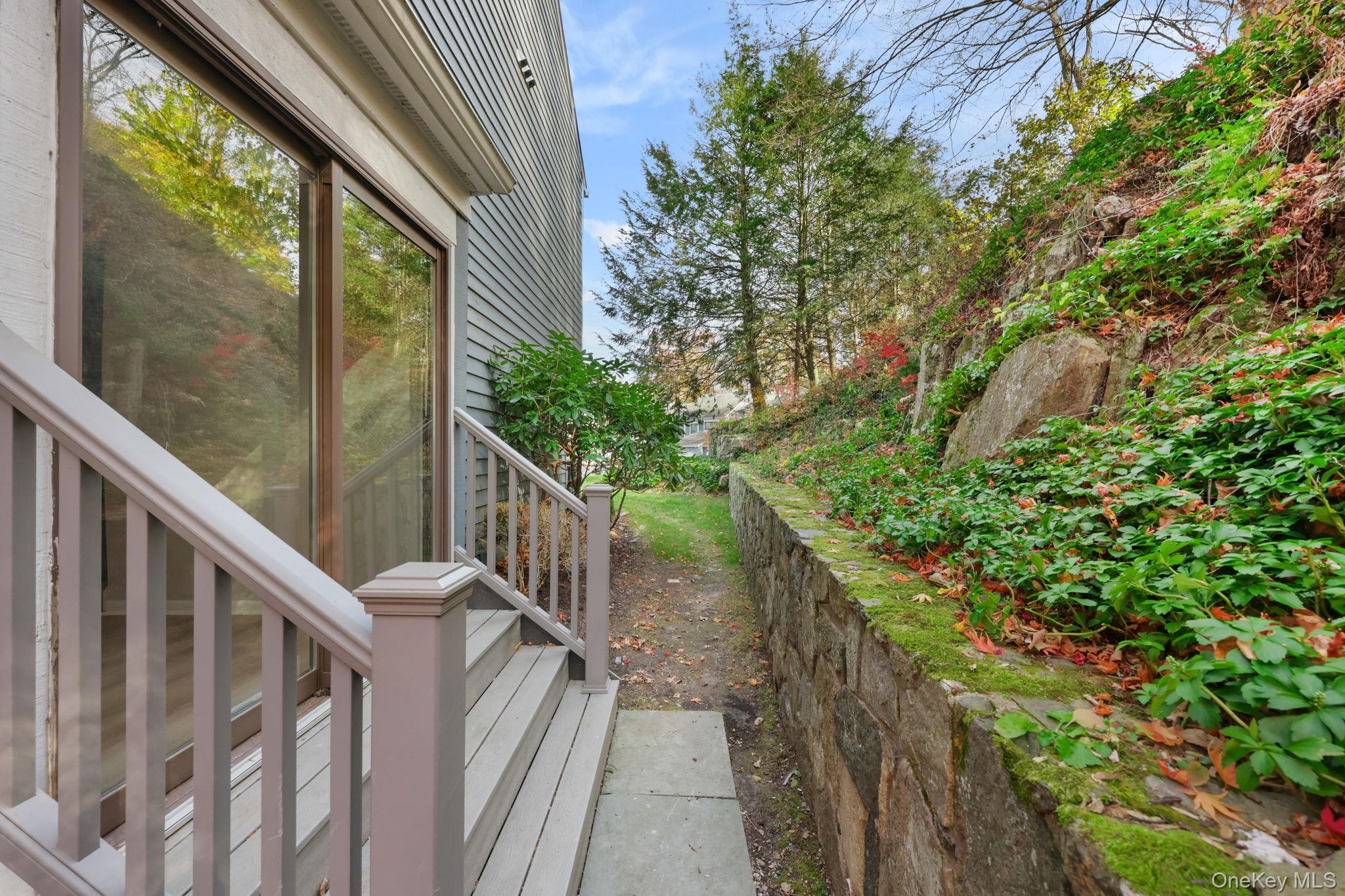 #11 photo, 42 Timber Ridge, Mount Kisco , NY 10549