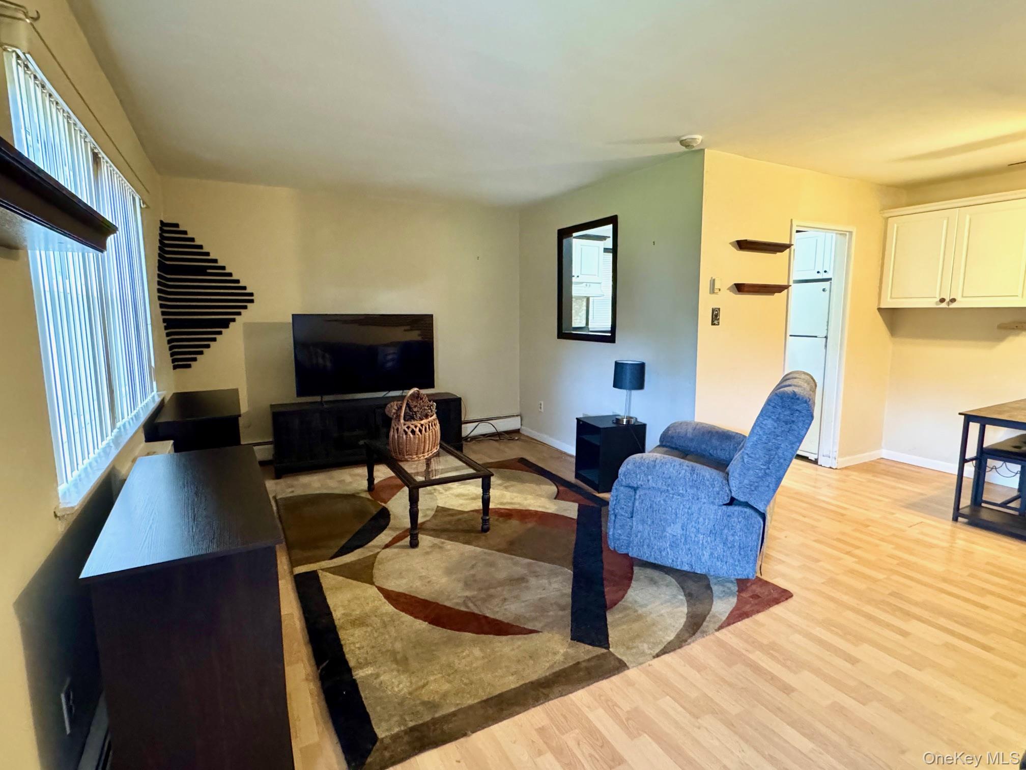 #3 photo, 10 Glen Hollow Drive, Holtsville , NY 11742