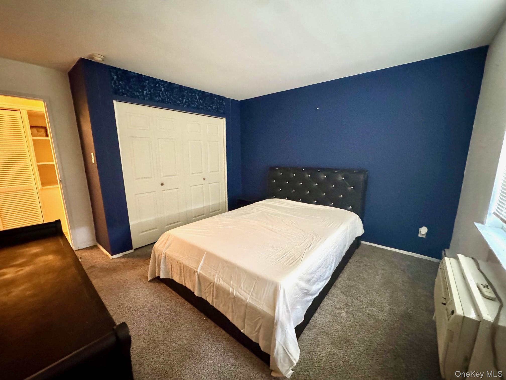 #5 photo, 10 Glen Hollow Drive, Holtsville , NY 11742