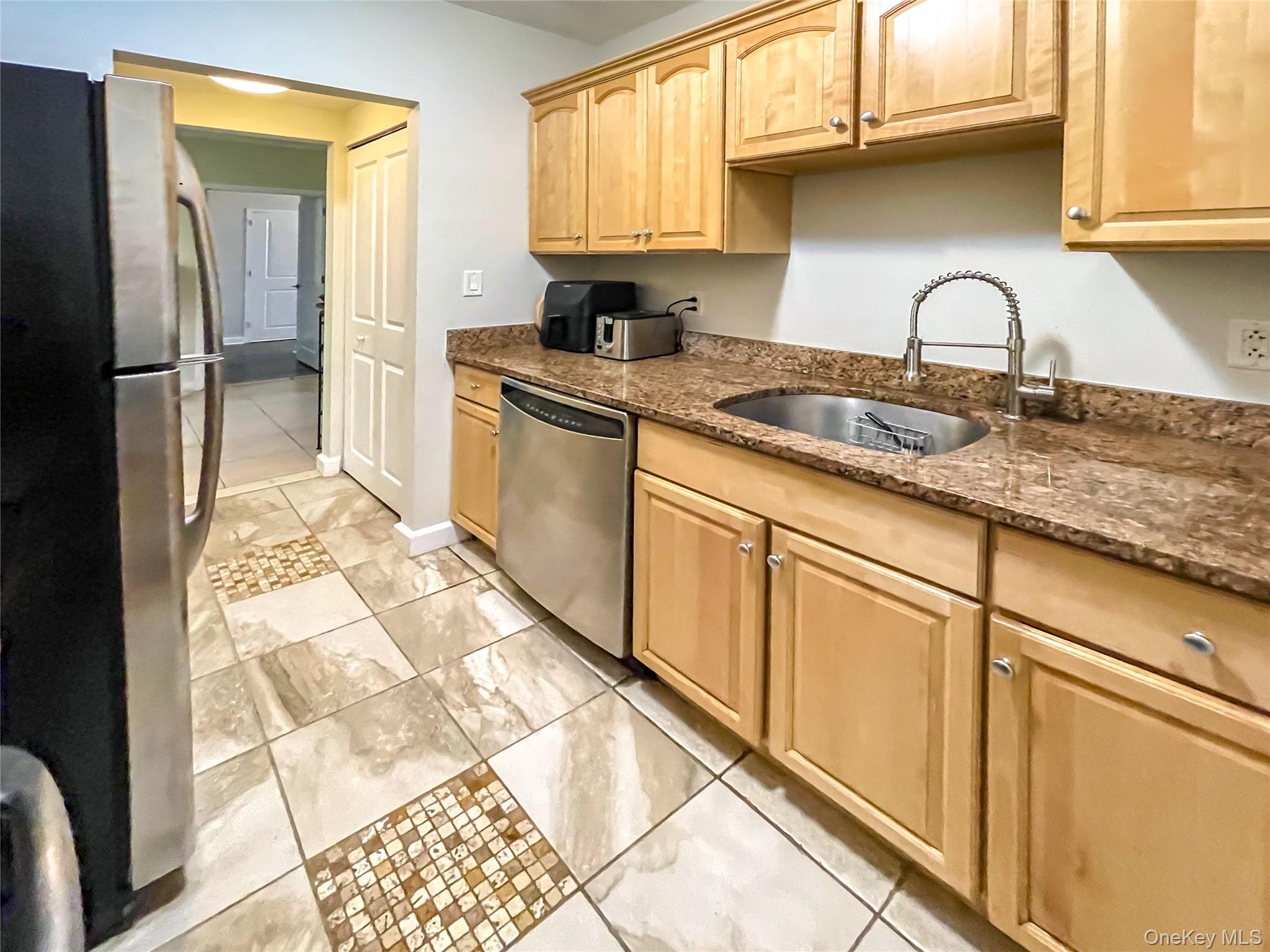 #6 photo, 136 Beach 117th Street, Rockaway Park , NY 11694