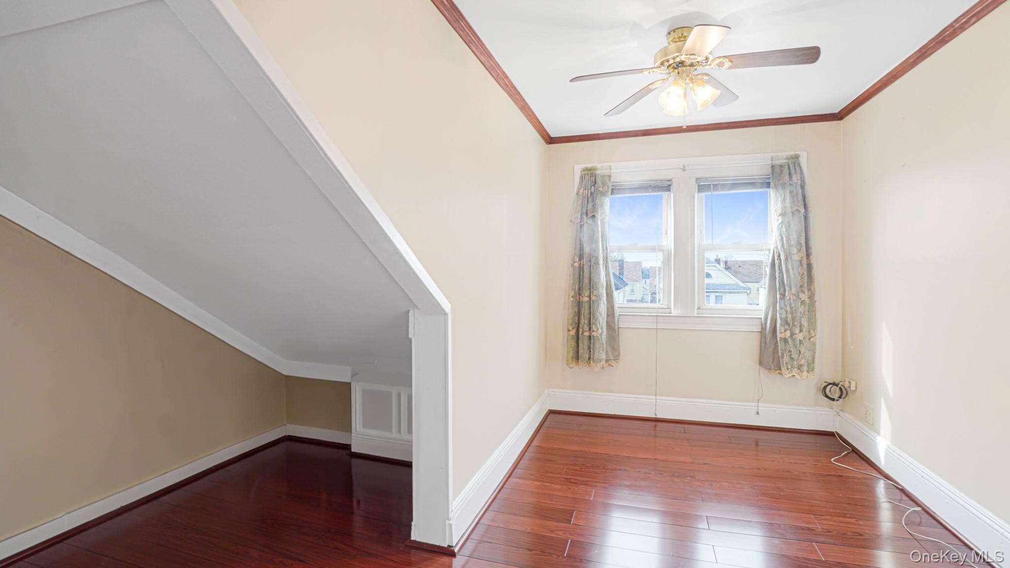 #12 photo, 90-37 211 Street, Queens Village , NY 11428