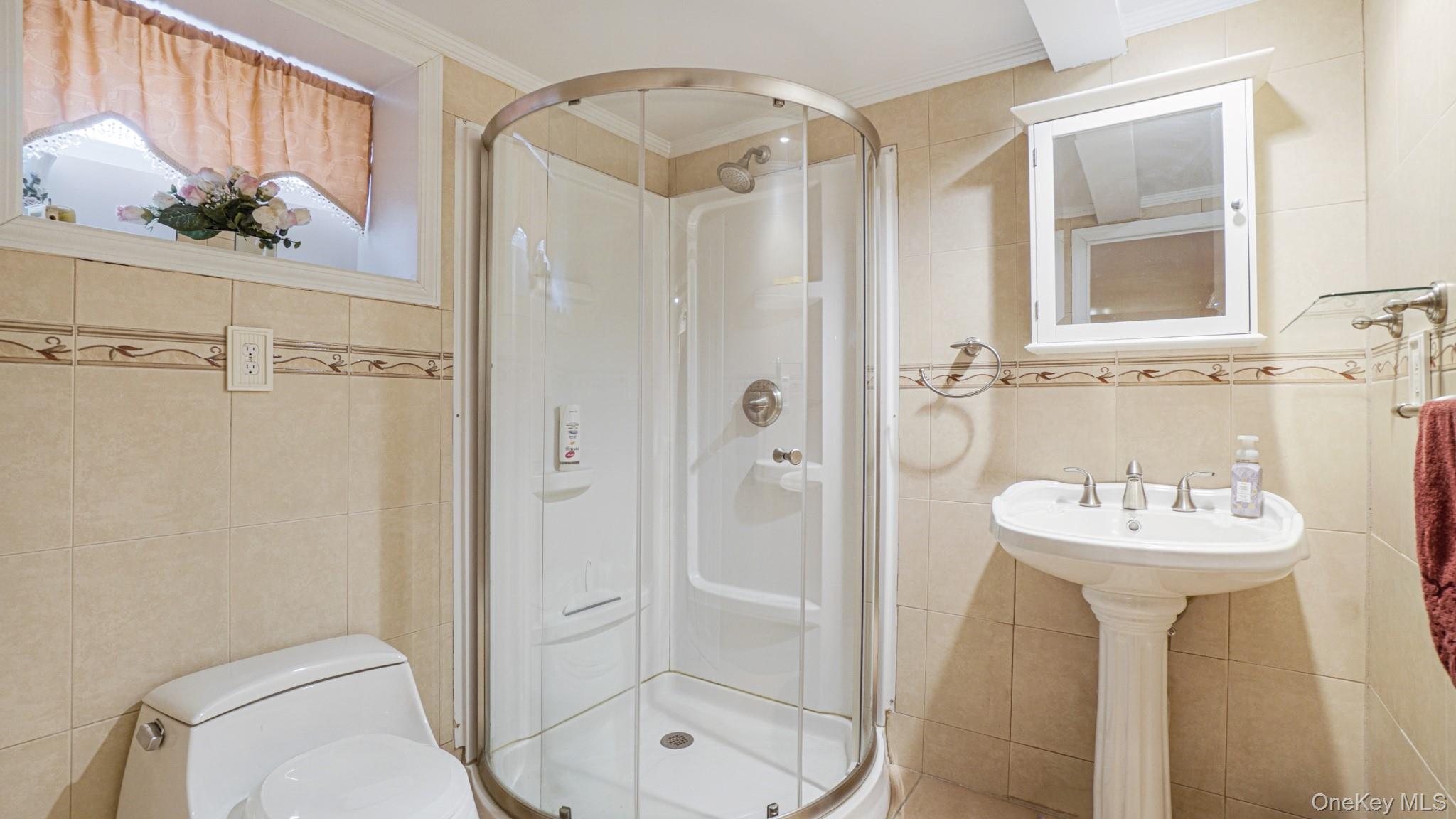 #9 photo, 90-37 211 Street, Queens Village , NY 11428