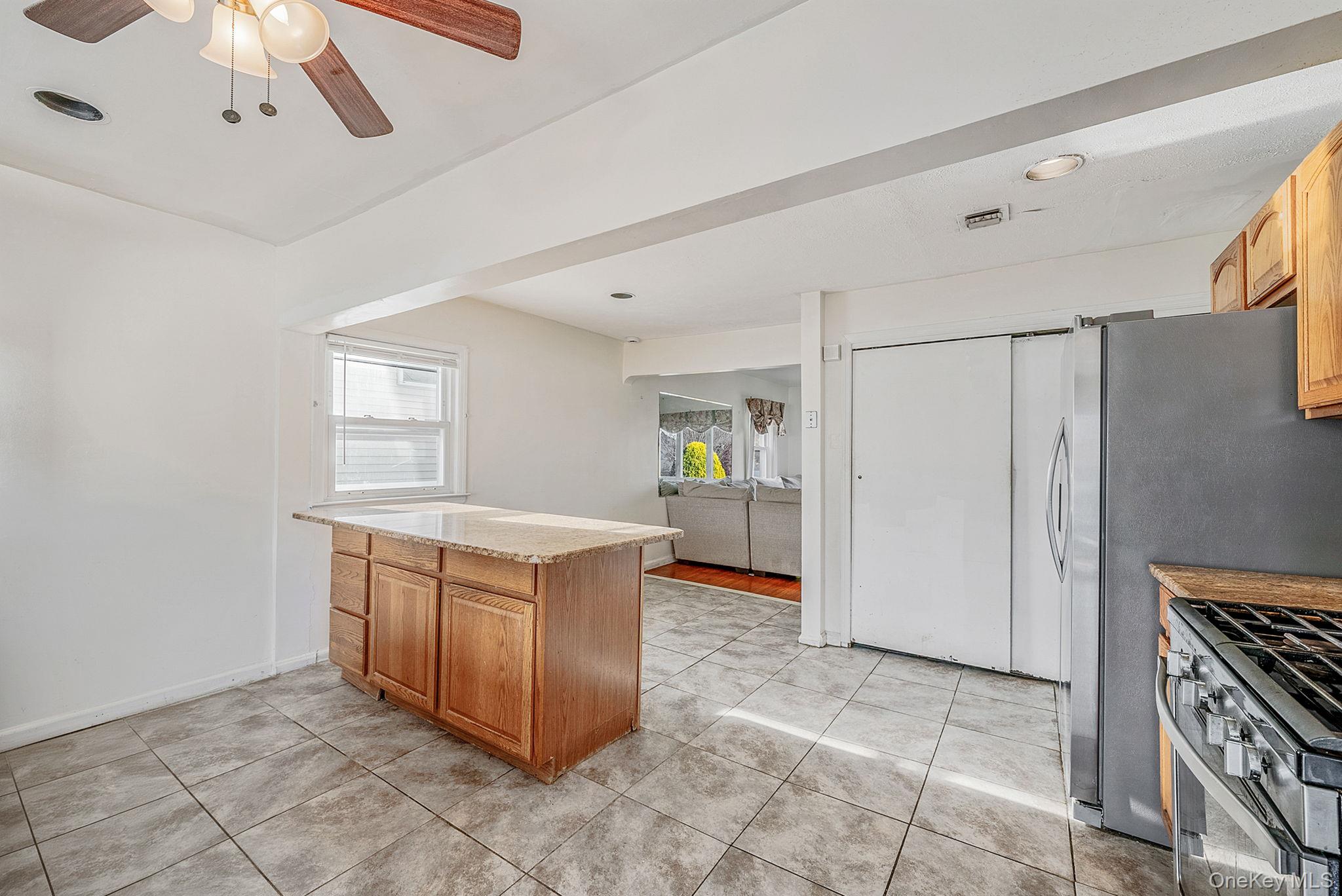 #11 photo, 18 Jasper Street, Valley Stream , NY 11580