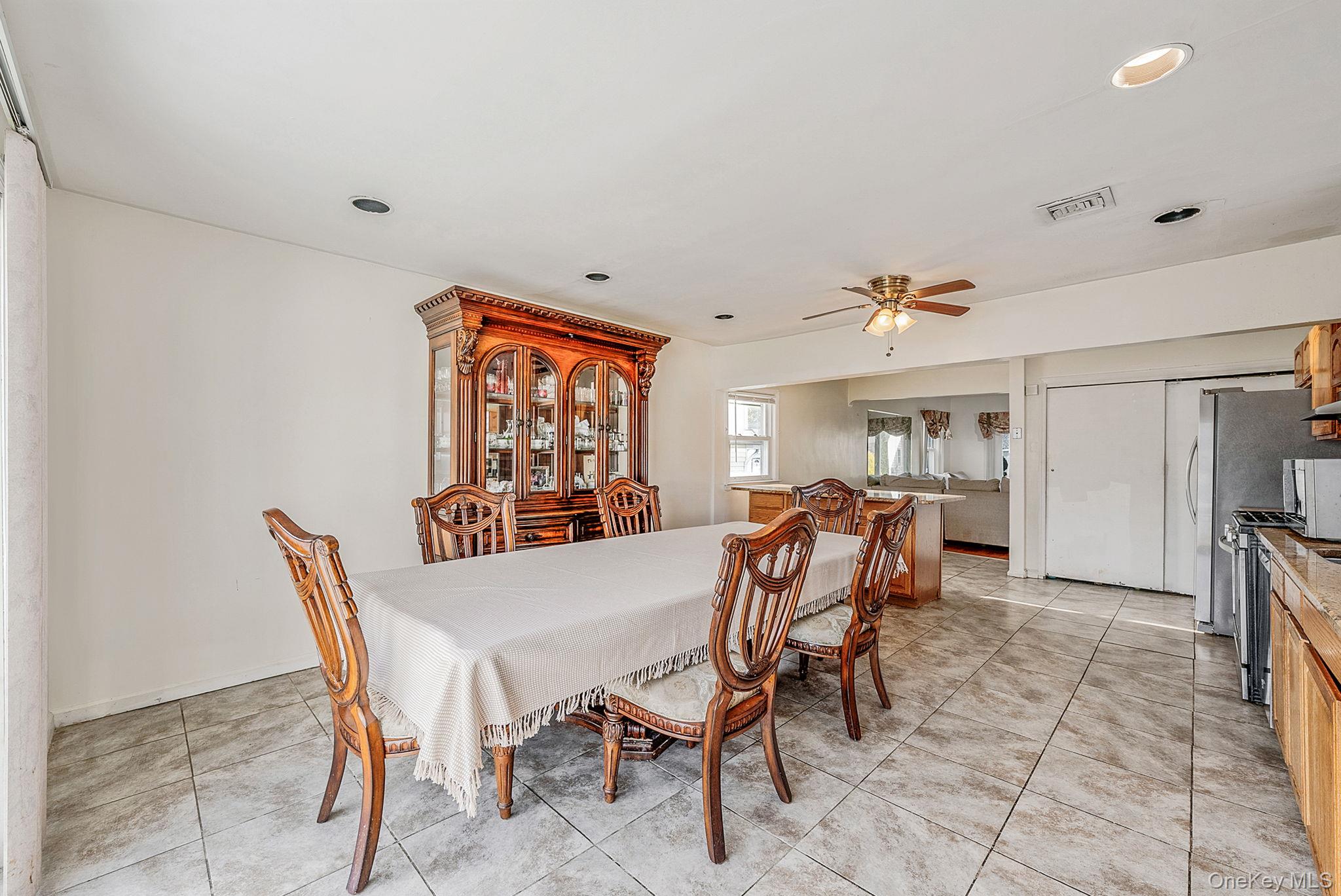 #12 photo, 18 Jasper Street, Valley Stream , NY 11580