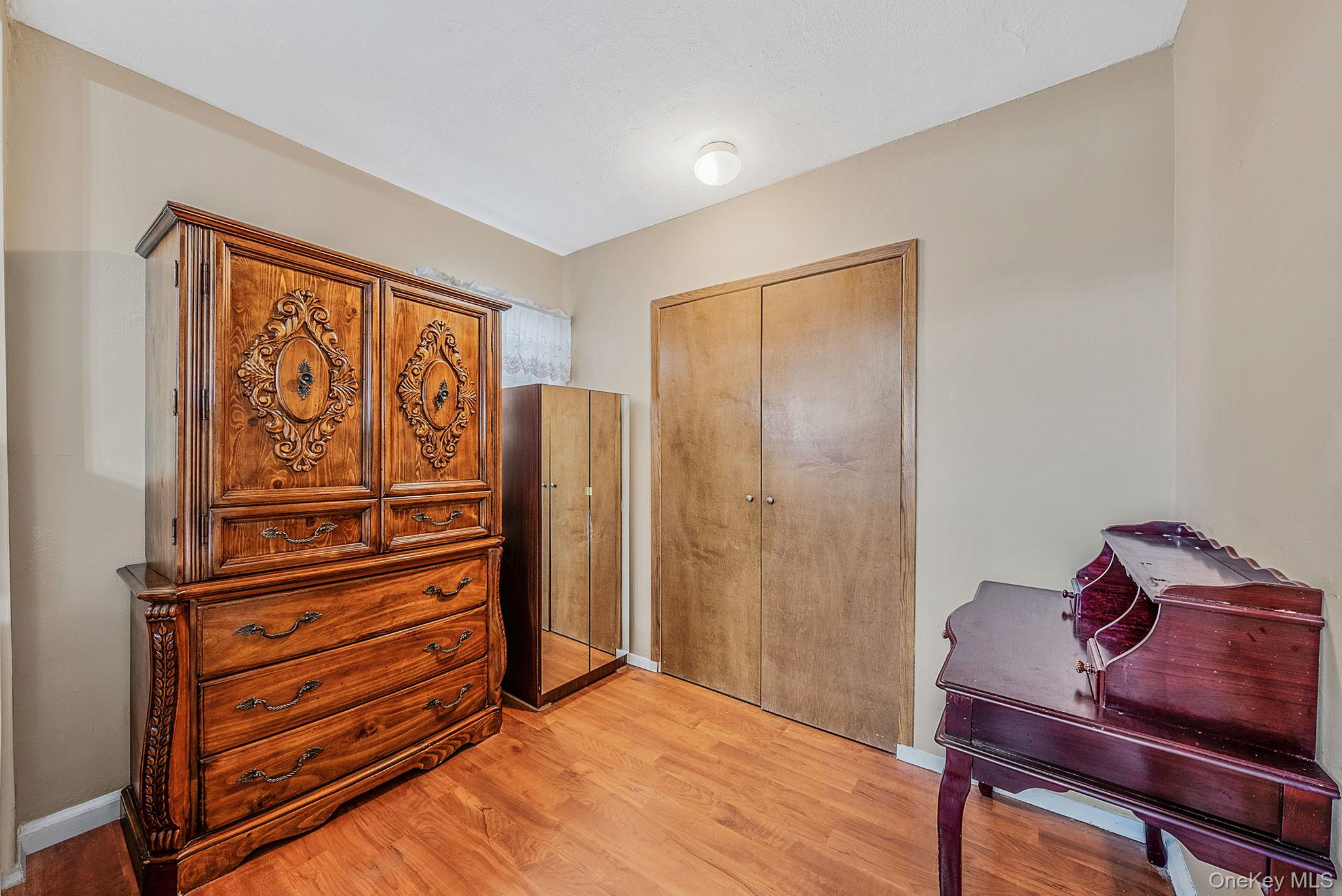 #15 photo, 18 Jasper Street, Valley Stream , NY 11580