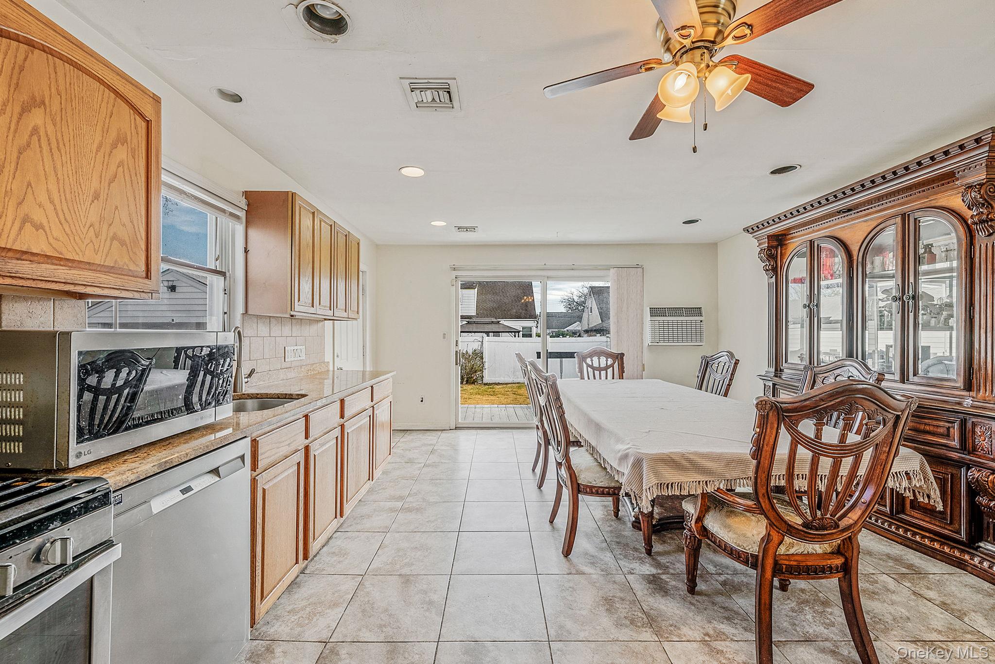 #8 photo, 18 Jasper Street, Valley Stream , NY 11580