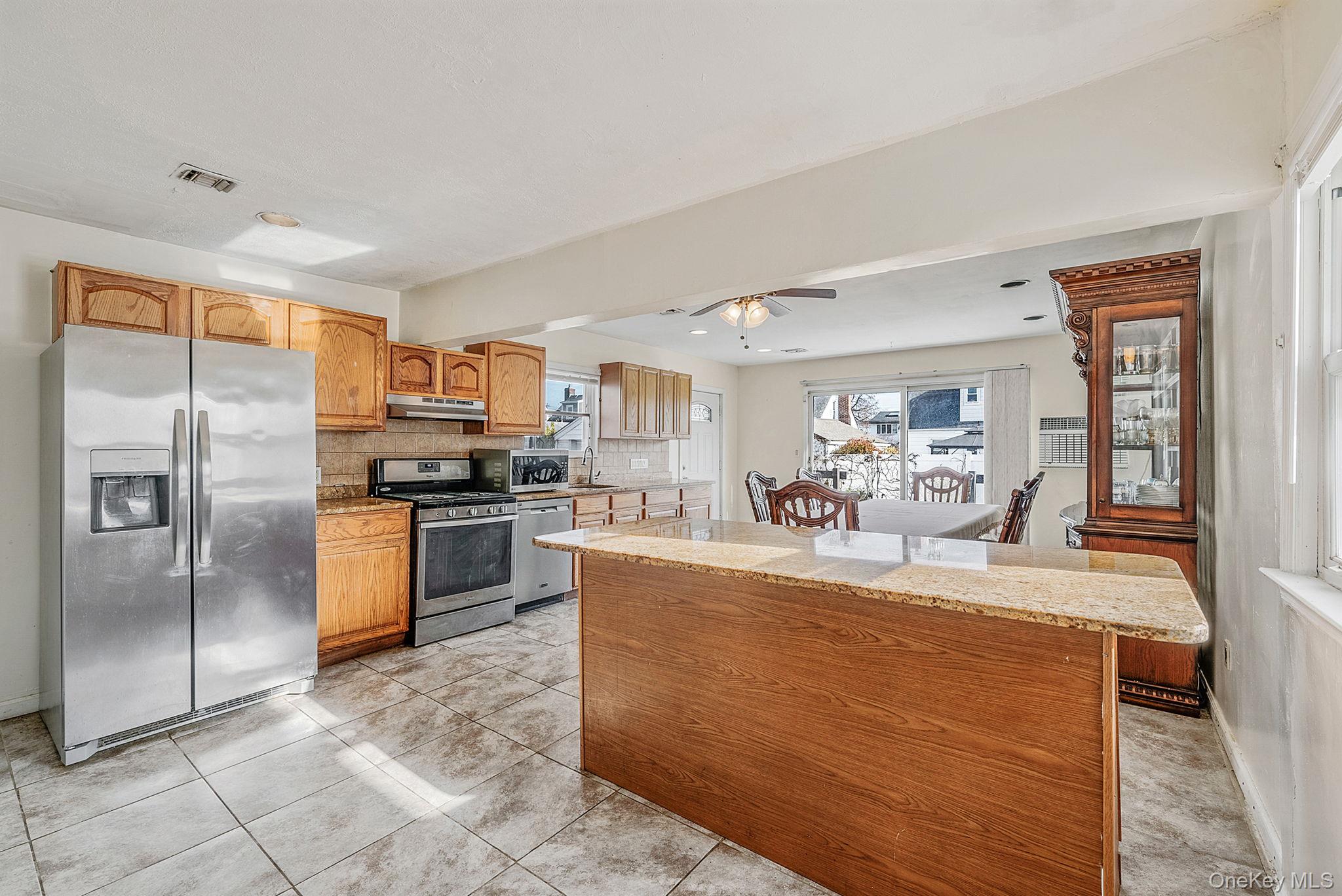 #9 photo, 18 Jasper Street, Valley Stream , NY 11580