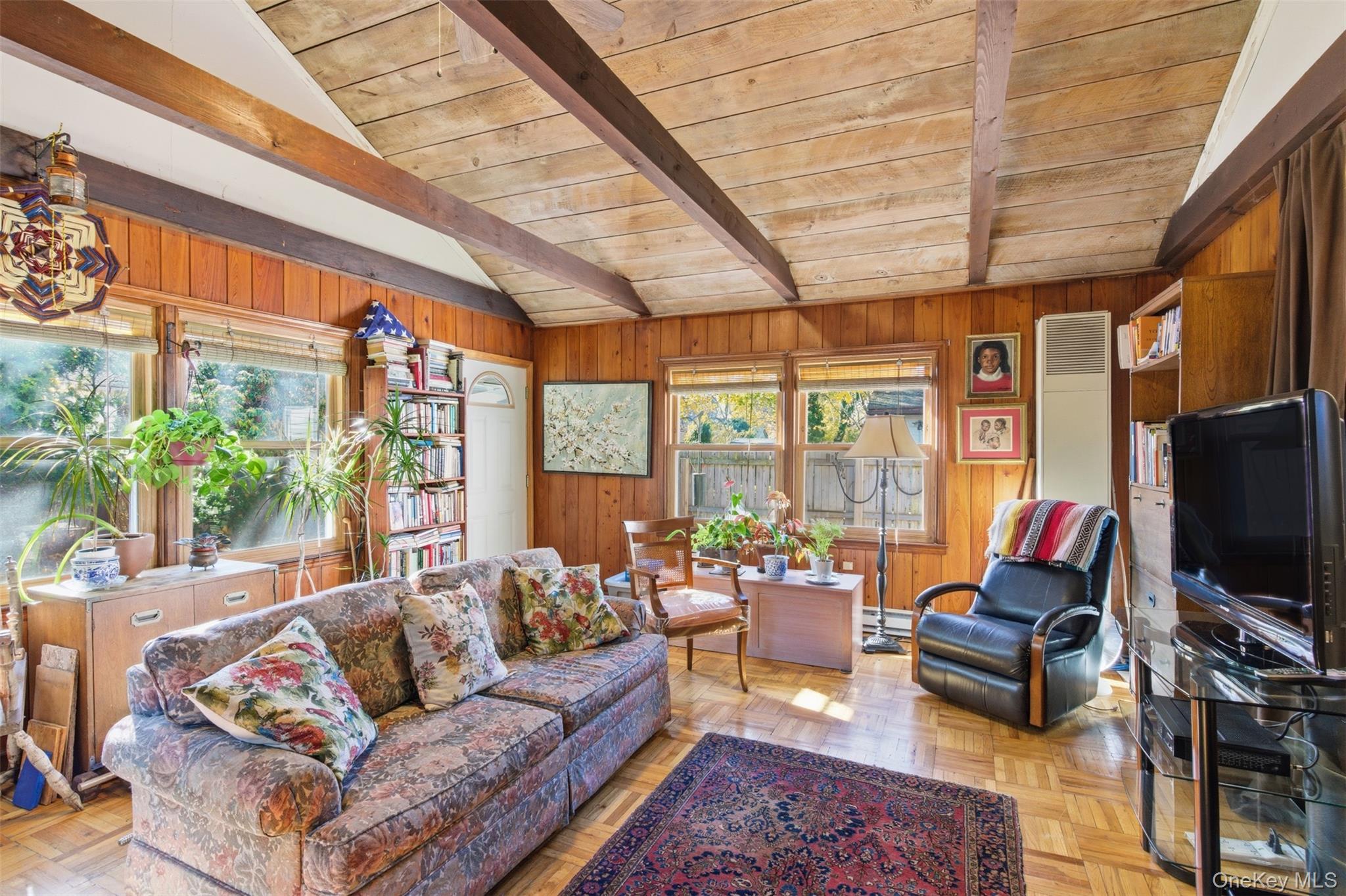 #12 photo, 107 E 13th Street, Huntington Station , NY 11746