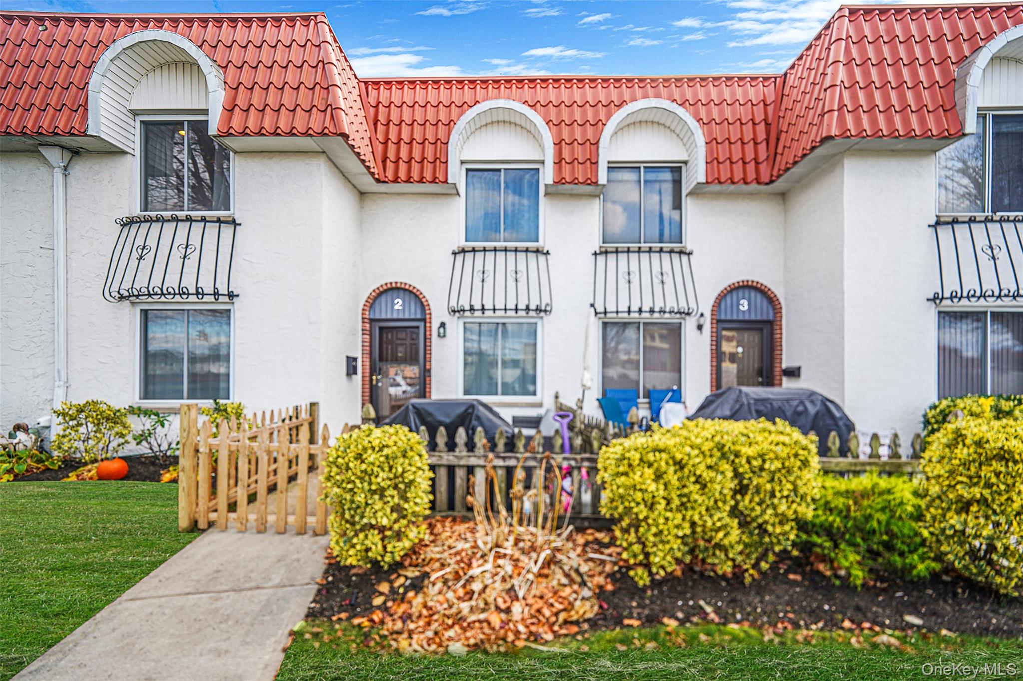 #1 photo, 2 Alhambra Drive, Oceanside , NY 11572