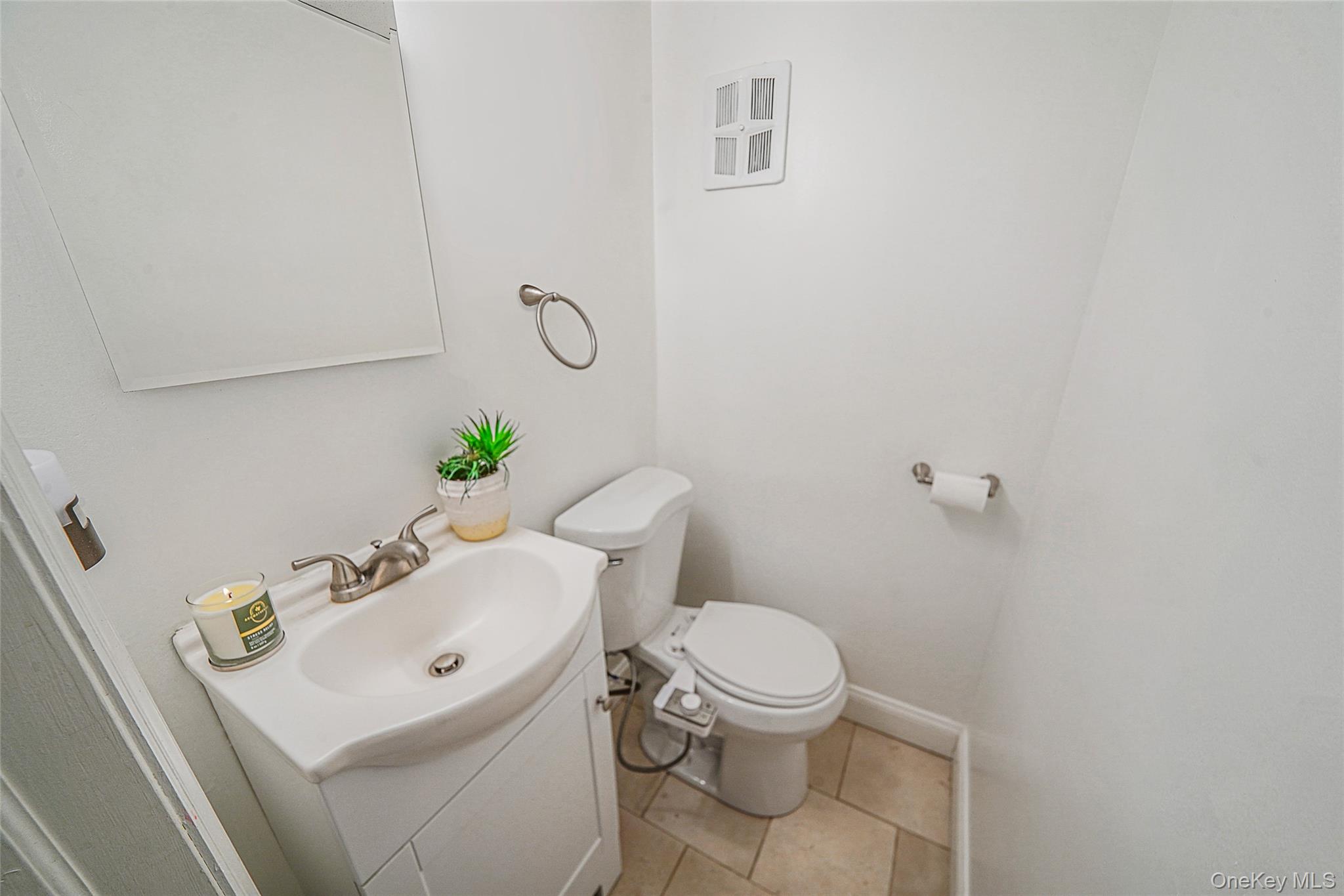 #12 photo, 2 Alhambra Drive, Oceanside , NY 11572