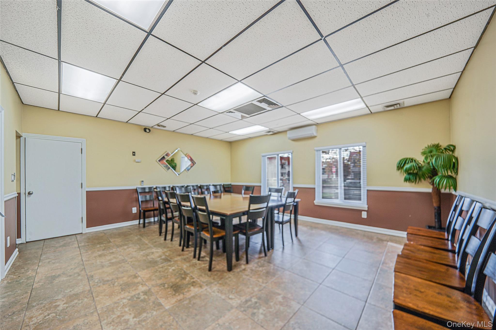 #18 photo, 2 Alhambra Drive, Oceanside , NY 11572