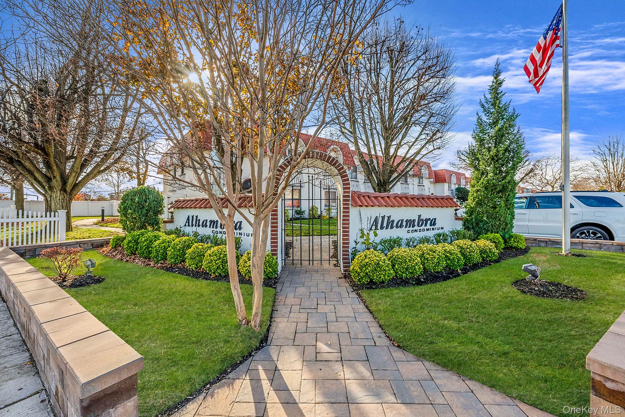 #4 photo, 2 Alhambra Drive, Oceanside , NY 11572