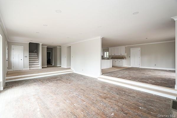 #9 photo, 127 Berkshire Road, Rockville Centre , NY 11570