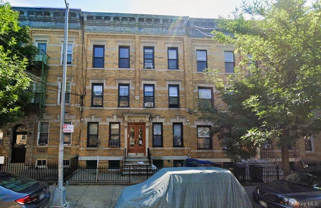 #1 photo, 2052 Gates Avenue, Ridgewood , NY 11385