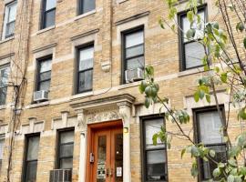 2052 Gates Avenue 瑞吉屋 Ridgewood, NY