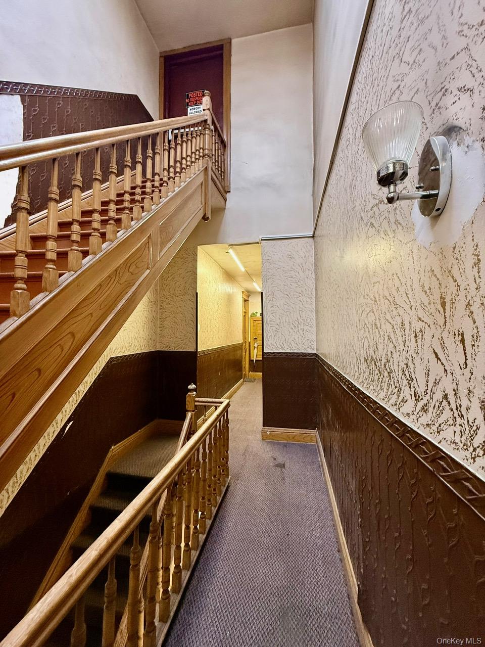 #9 photo, 2052 Gates Avenue, Ridgewood , NY 11385